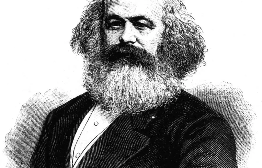 Hegel dice en alguna parte que todos los grandes hechos y personajes de la historia universal aparecen, como si dijéramos, dos veces. Pero se olvidó de agregar: una vez como tragedia y la otra como farsa.