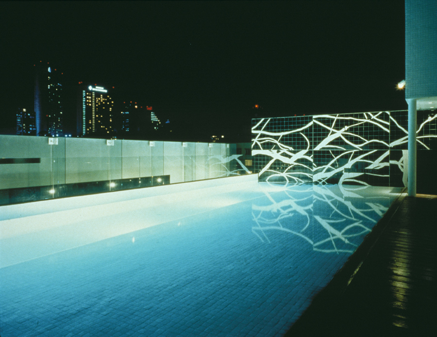 imagen 11 de Simbiosis de luz y cristal en Habita, la vanguardia hotelera de México DF.