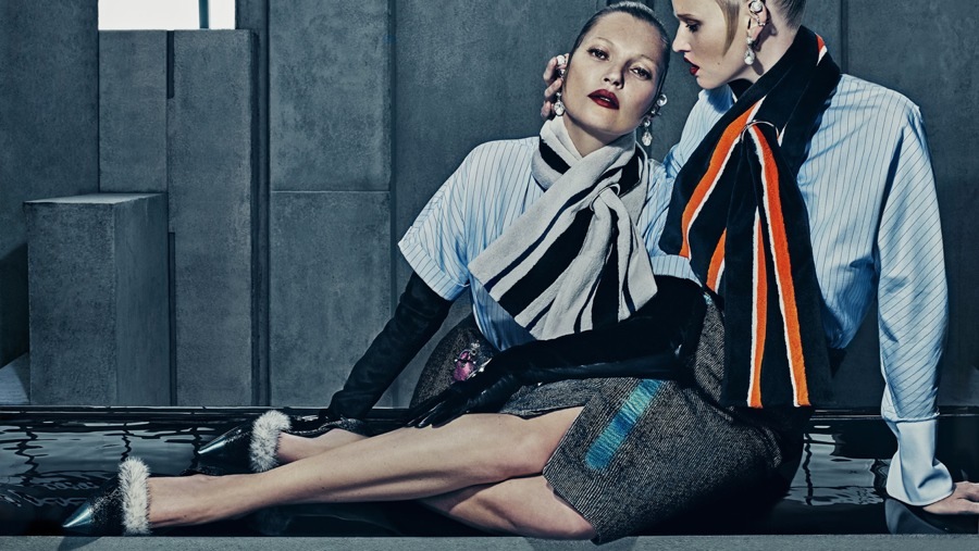 imagen 5 de Balenciaga, sensual y provocador con Kate Moss y Lara Stone.