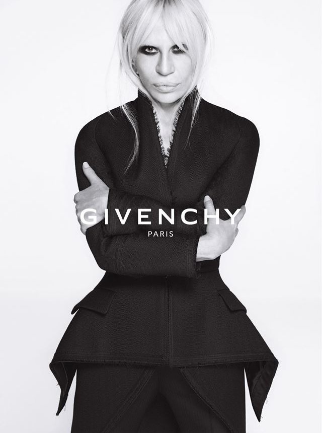 imagen 1 de Donatella Versace presenta el invierno… de Givenchy.