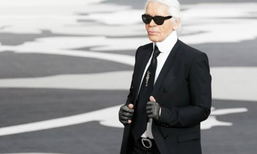 Karl Lagerfeld se prepara para la conquista de EEUU en 2016.