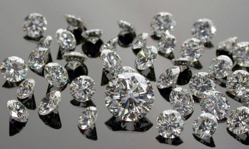 La industria de los diamantes se asocia para apoyar al sector.