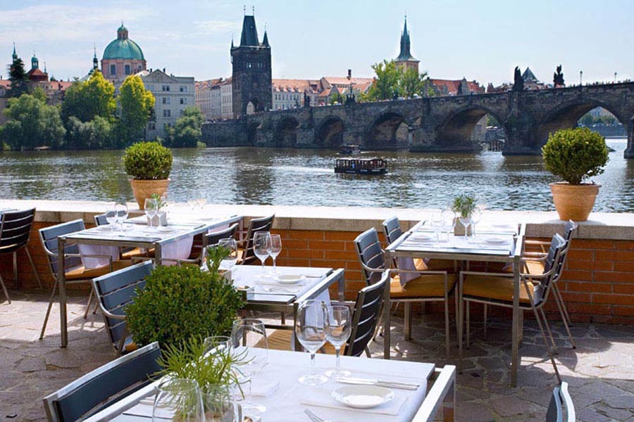 imagen 2 de Las 6 mejores terrazas de verano de Praga.