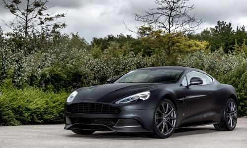 «One of Seven», Vanquish Coupe de Aston Martin.