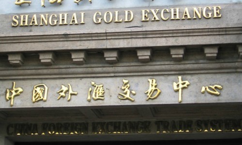 El desplome de las bolsas en China impulsa la demanda de oro.