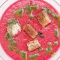 Un clásico renovado: Gazpacho de remolacha.