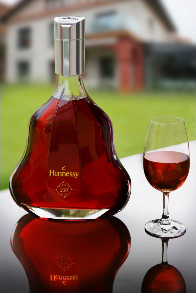 imagen 3 de Hennessy prepara su primer club privado en España.
