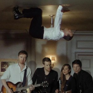 Julia. Fast Romantics.