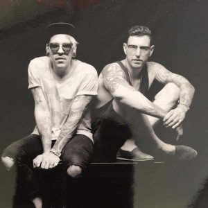 Put ´Em Up. Priory.