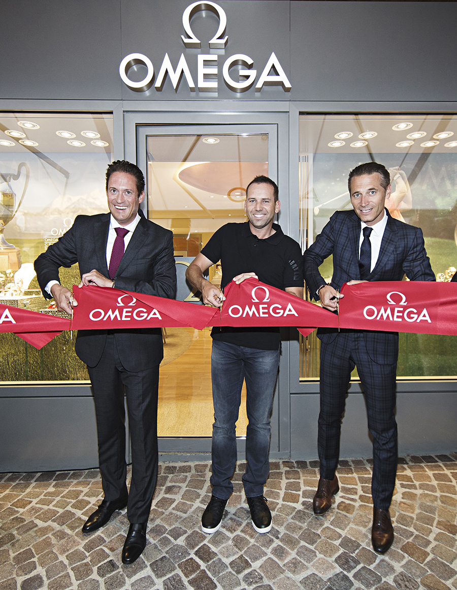 imagen 2 de Sergio García inaugura la boutique de Omega Crans-Montana.