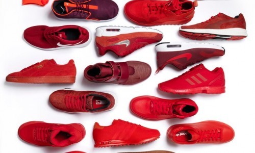 Back to Scholl in red con Footlocker.