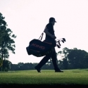 El nuevo King de Cobra regresa al país del golf.