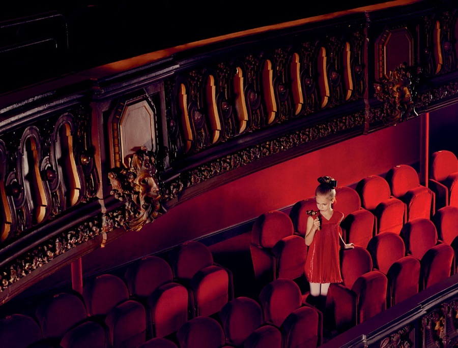imagen 3 de Los niños de Dior van a la ópera.