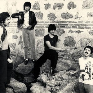 Summertime Girl. Los Iberos.