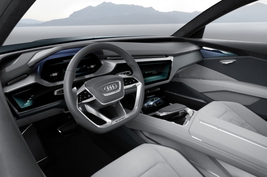 imagen 9 de Audi e-tron quattro: propulsión eléctrica y 500 kilómetros sin repostar.