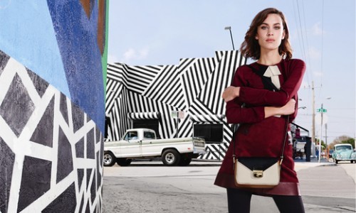 Alexa Chung en Miami con Longchamp.