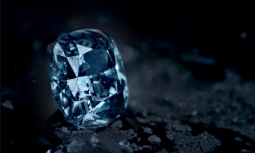 Sotheby’s subasta el diamante azul más grande del mundo.