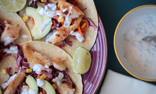 Tacos de pescado especiados con un toque picante.