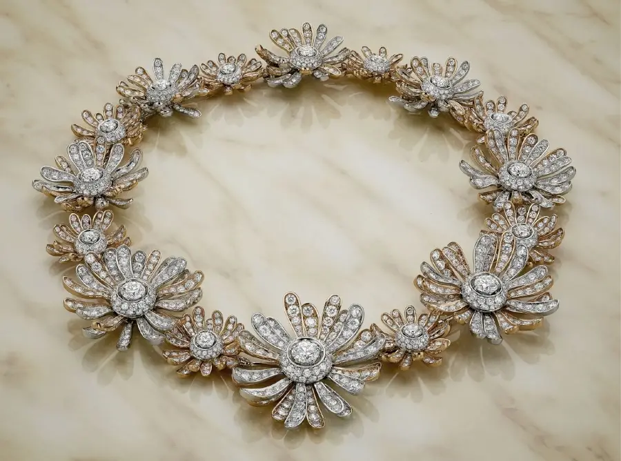 imagen 10 de Un paseo por el lujoso y único Giardini Italiani de Bulgari.