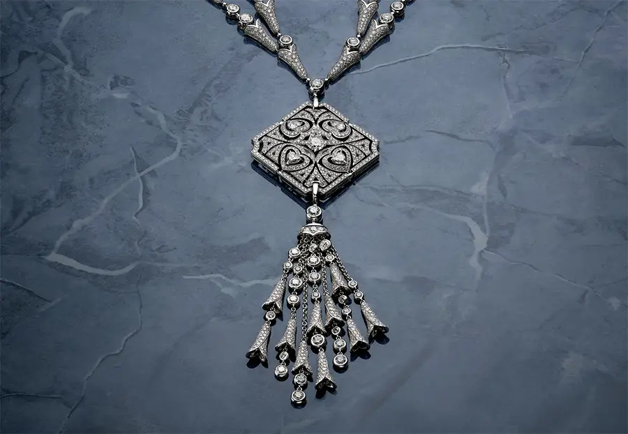 imagen 4 de Un paseo por el lujoso y único Giardini Italiani de Bulgari.