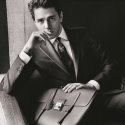 Xavier Dolan, más elegante que nunca en la nueva campaña de Louis Vuitton.