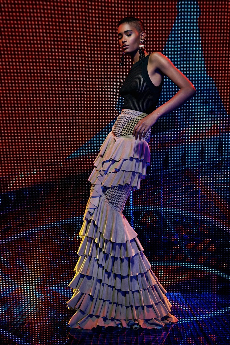 imagen 2 de Balmain se pone flamenco.