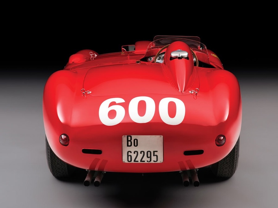 imagen 7 de El Ferrari 290 MM del campeón Fangio.