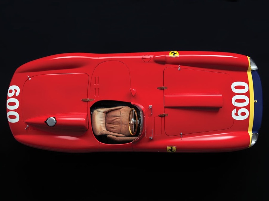 imagen 11 de El Ferrari 290 MM del campeón Fangio.