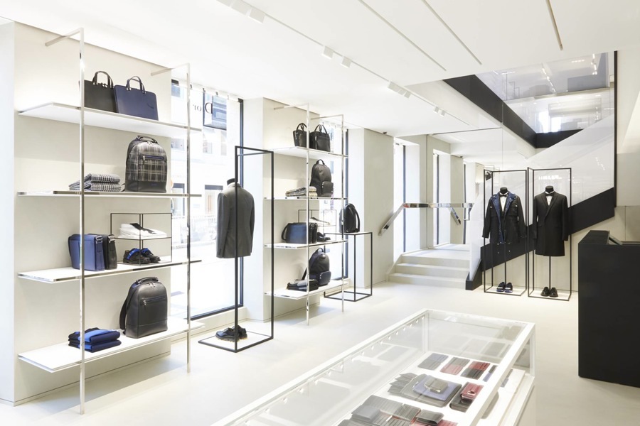 imagen 4 de Espectacular boutique de Dior Homme en París.