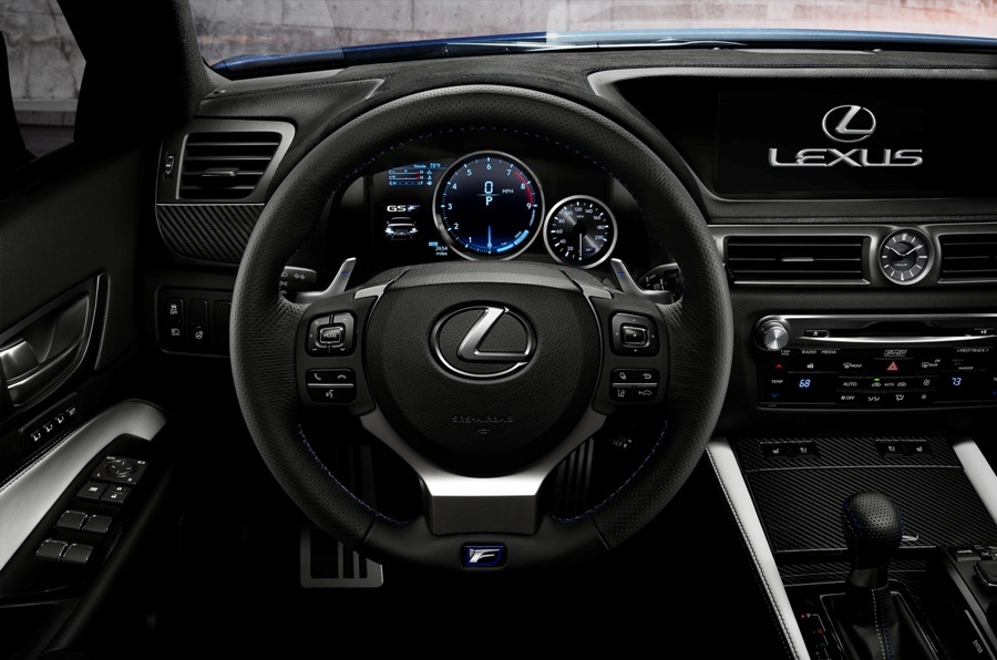 imagen 16 de GS, la última incorporación a la gama Lexus F.