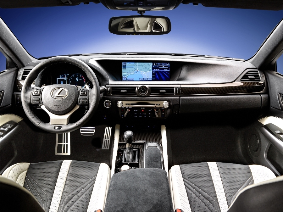 imagen 15 de GS, la última incorporación a la gama Lexus F.