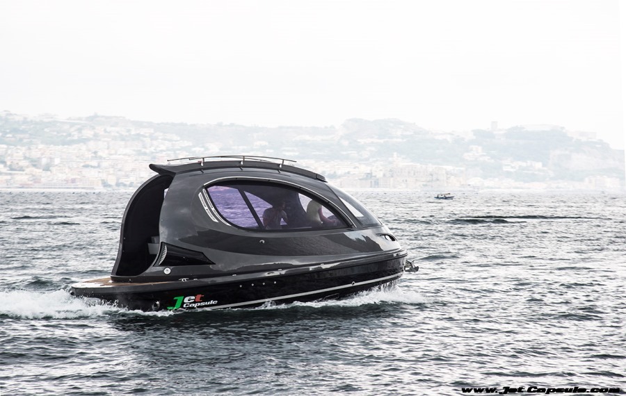 imagen 3 de Jet Capsule, una nave acuática especial.