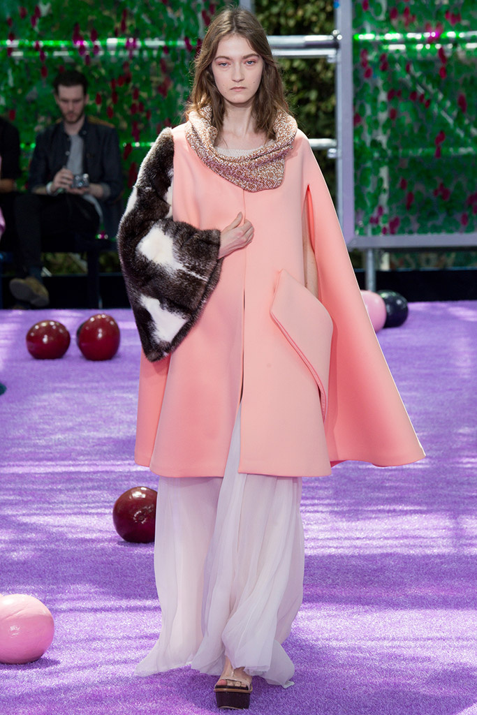 Capa - abrigo Christian Dior