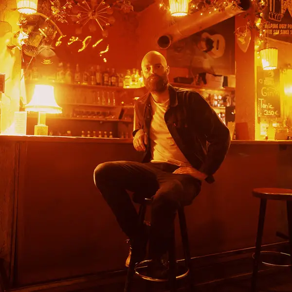 imagen 2 de Anyone Upstairs. Ryder.