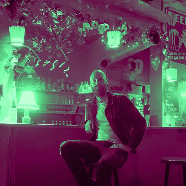 imagen 1 de Anyone Upstairs. Ryder.