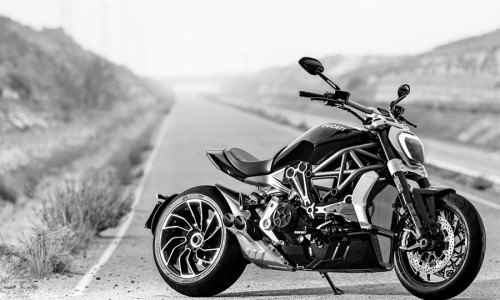 Ducati XDiavel S. La moto para competir con el viento.