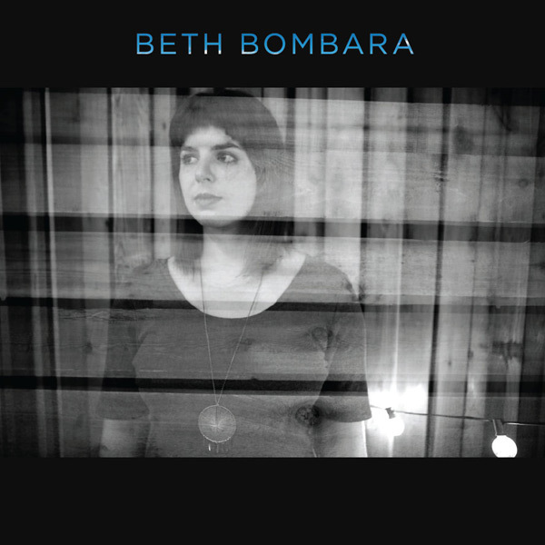 imagen 2 de In The Water. Beth Bombara.