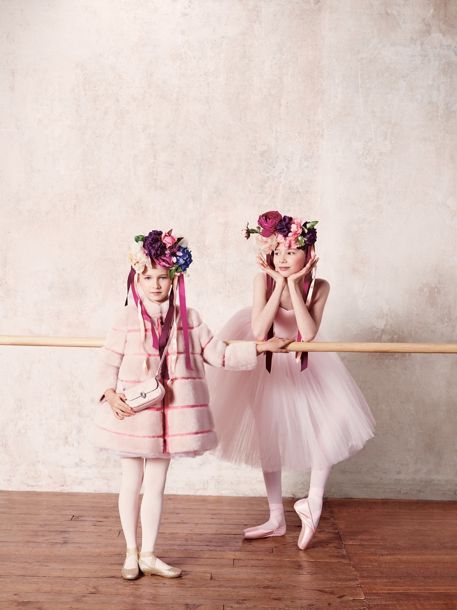 imagen 10 de Las niñas visten de Dior.