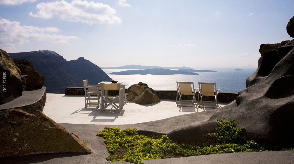 imagen 10 de Aenaon, una villa frente a la caldera de Santorini.