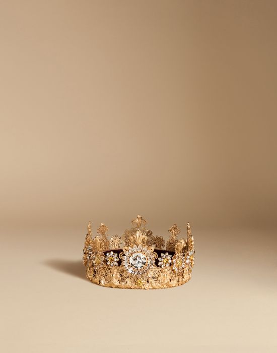 imagen 5 de La exclusiva corona de Dolce&Gabbana.