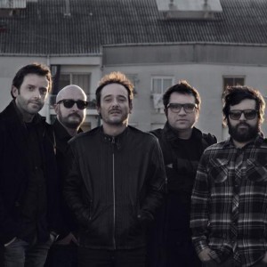 Bajo El Volcán. Love Of Lesbian.