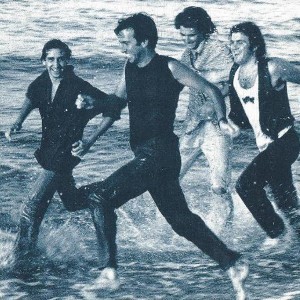 Cansado De Escuchar. La Granja.