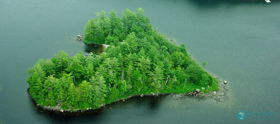 imagen 16 de A la venta esta isla en forma de corazón en Canadá.
