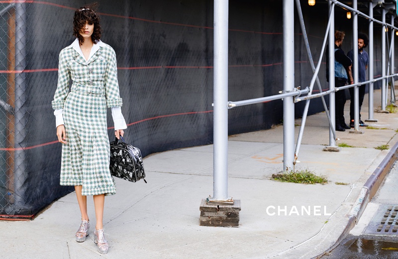 imagen 2 de La primavera de Chanel nos traslada a Brooklyn.