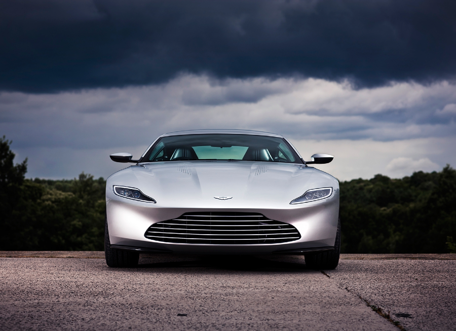 imagen 2 de El Aston Martin de Bond, James Bond, a subasta.