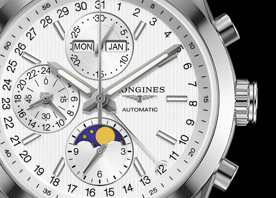 imagen 3 de Longines refleja la luna en el Conquest Classic Moonphase.