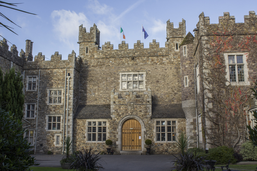 imagen 2 de Relajarse en una isla privada con castillo al sur de Irlanda.