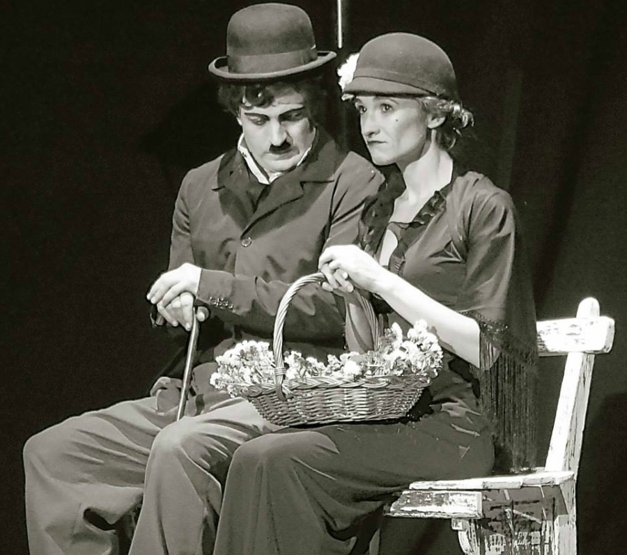 imagen 4 de Teatro del Barro regresa a Madrid con ‘Chaplin XXL’.