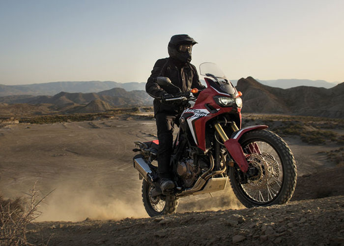 imagen 5 de Honda CRF 1000 L Africa Twin. La Dama del Desierto.