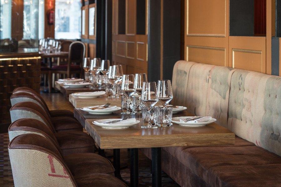 imagen 9 de La Tramoia, un restaurante renovado con aires de teatro clásico en Barcelona.